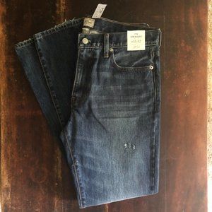 770™Straight-fit rigid jean in indigo shadow wash